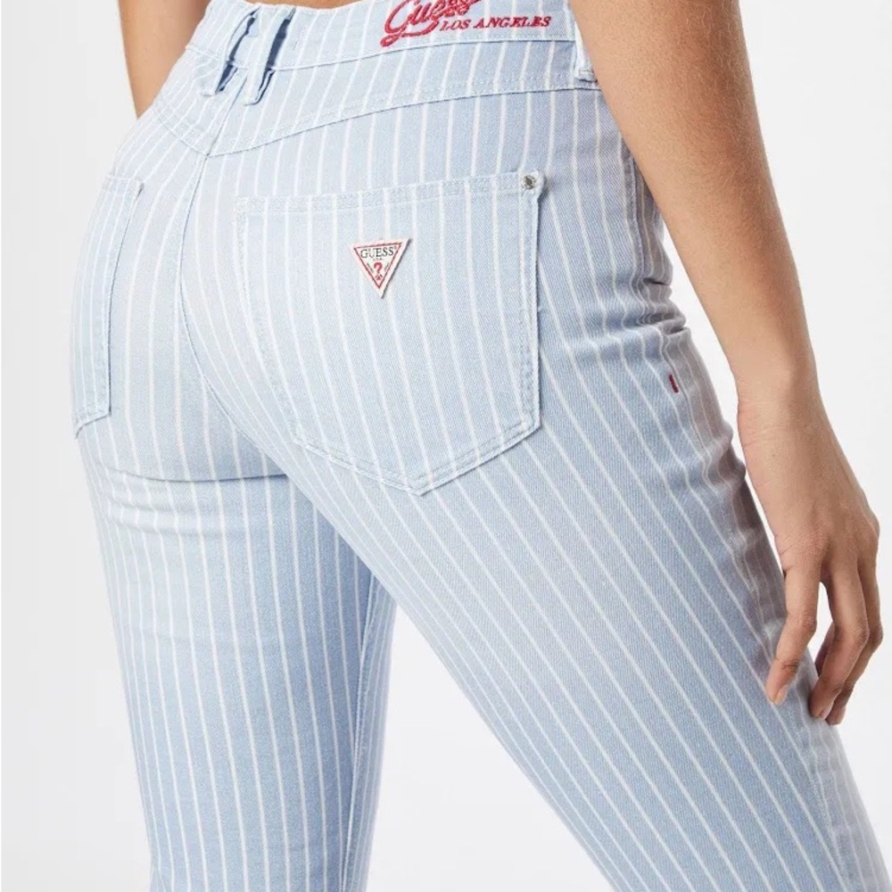 GUESS Light Blue and White Striped Skinny Jeans 1981 Size 24